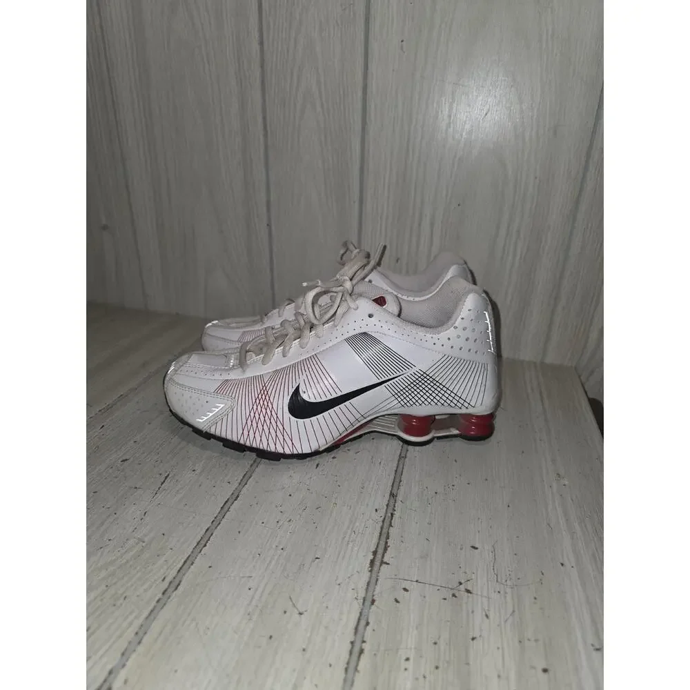 Nike Boys Shox White Black Varsity Red Size 6